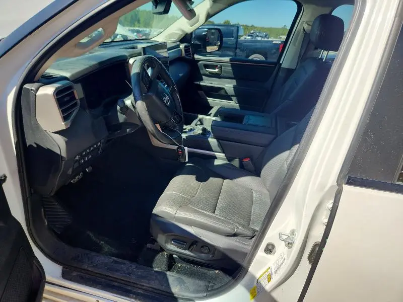 2024 TOYOTA TUNDRA LIMITED  