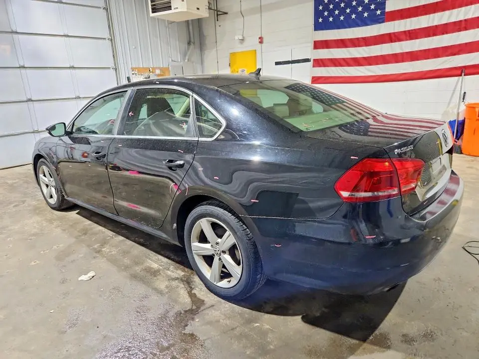 2012 VOLKSWAGEN PASSAT SE  