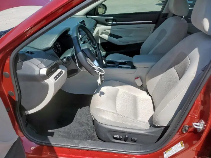 2019 NISSAN ALTIMA SV  