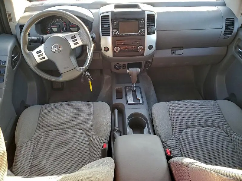 2017 NISSAN FRONTIER S  