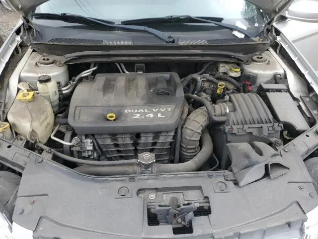 2012 CHRYSLER 200 LX