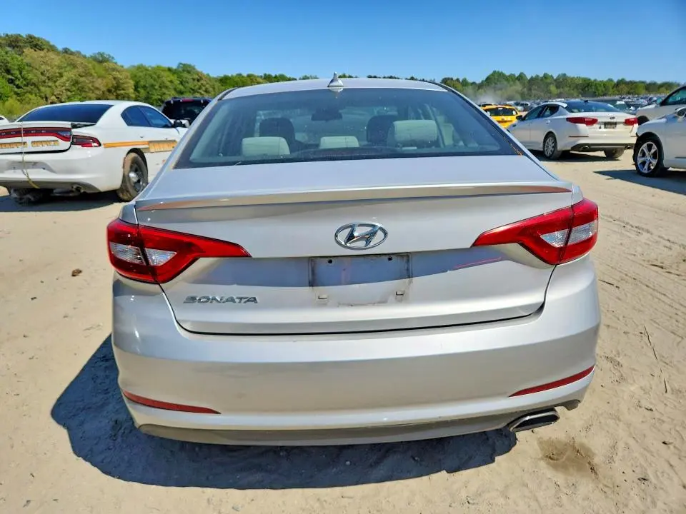 2015 HYUNDAI SONATA SE  