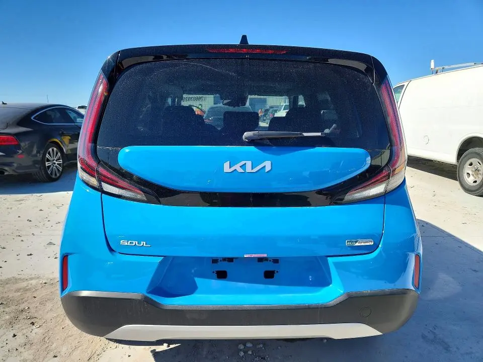 2025 KIA SOUL EX  