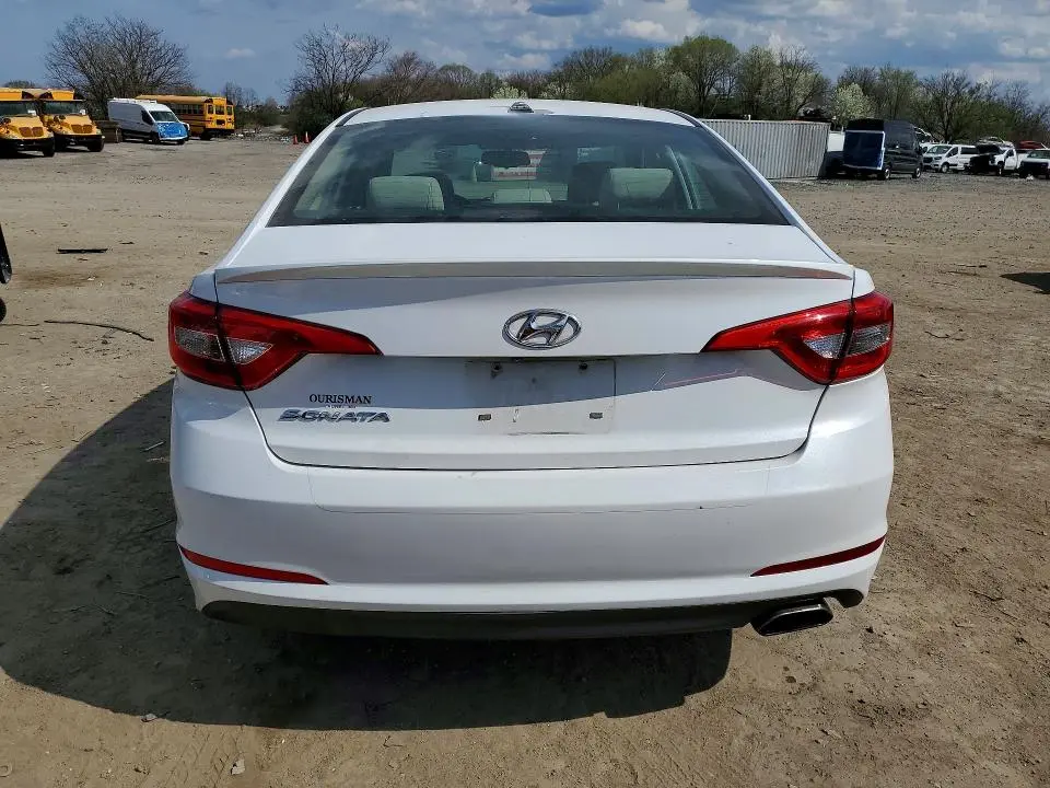 2016 HYUNDAI SONATA SE  