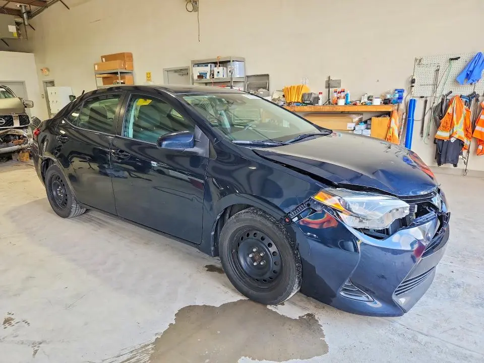 2018 TOYOTA COROLLA LE  