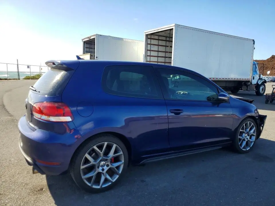 2013 VOLKSWAGEN GTI   