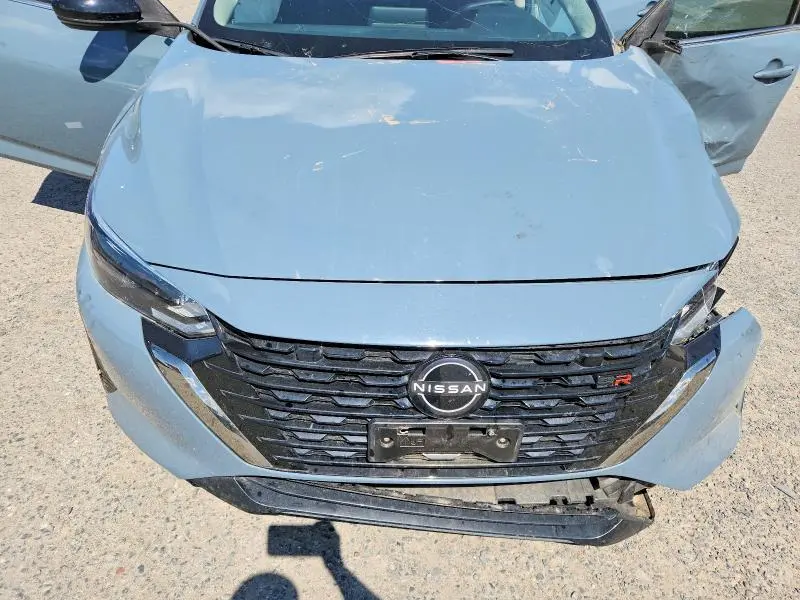 2025 NISSAN SENTRA SR  