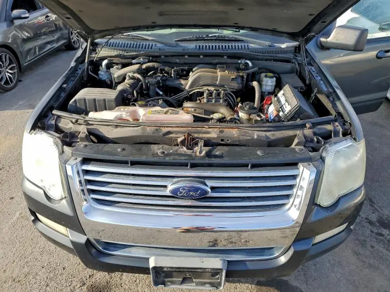 2010 FORD EXPLORER XLT  