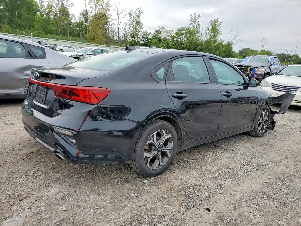 2019 KIA FORTE LXS  