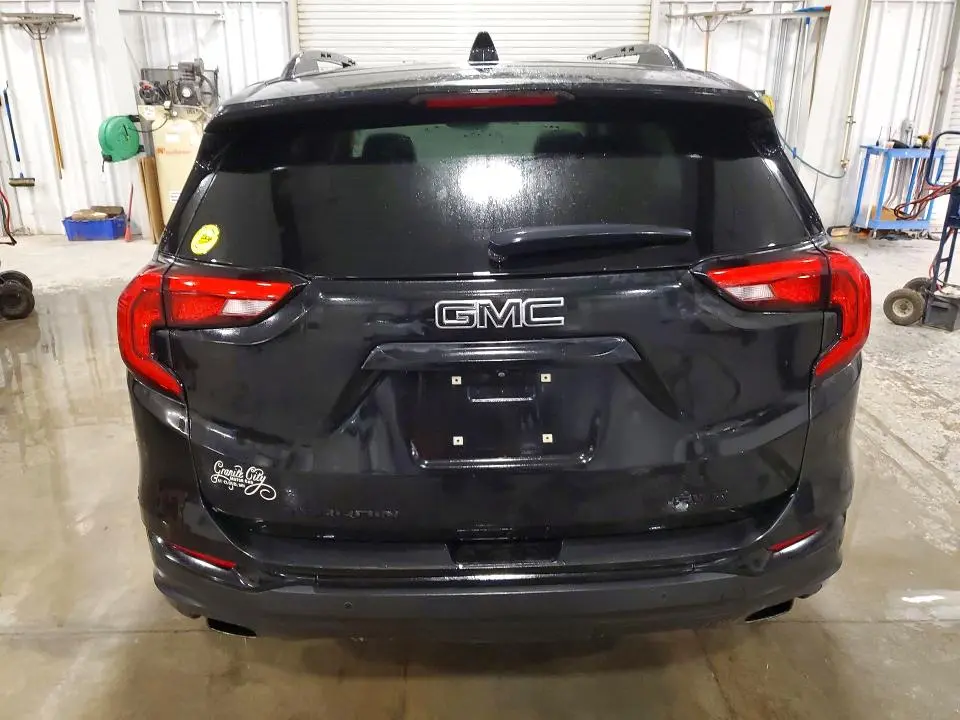 2019 GMC TERRAIN SLT  