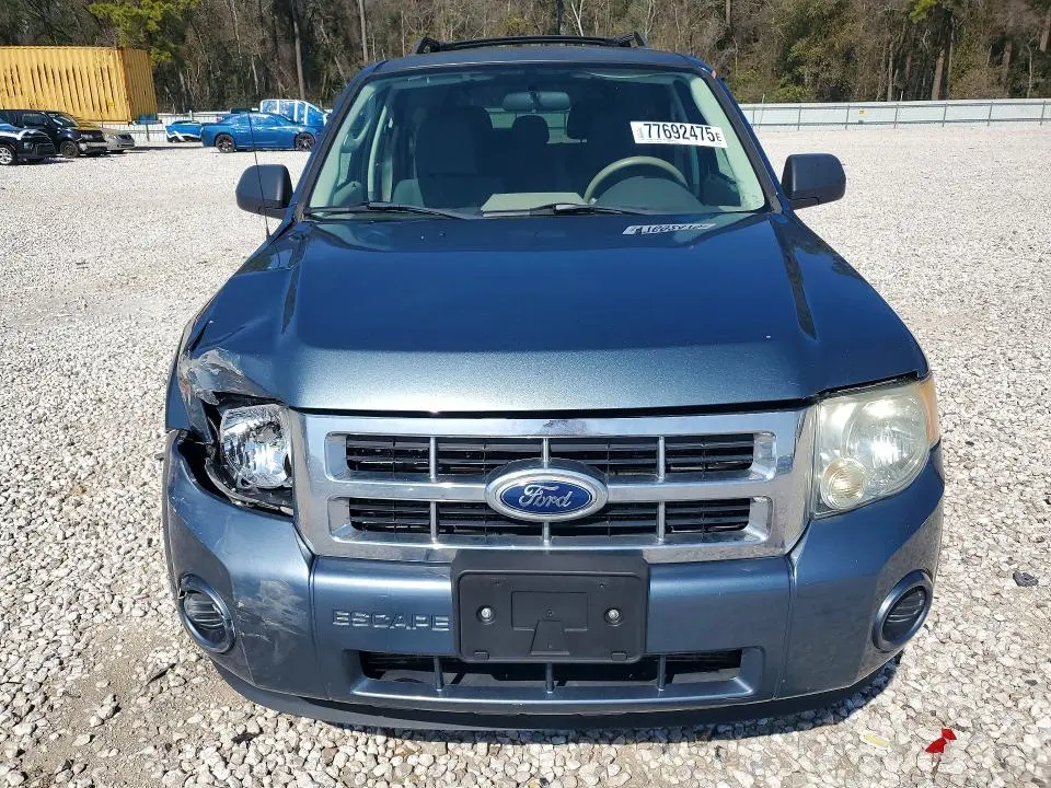 2011 FORD ESCAPE XLS  