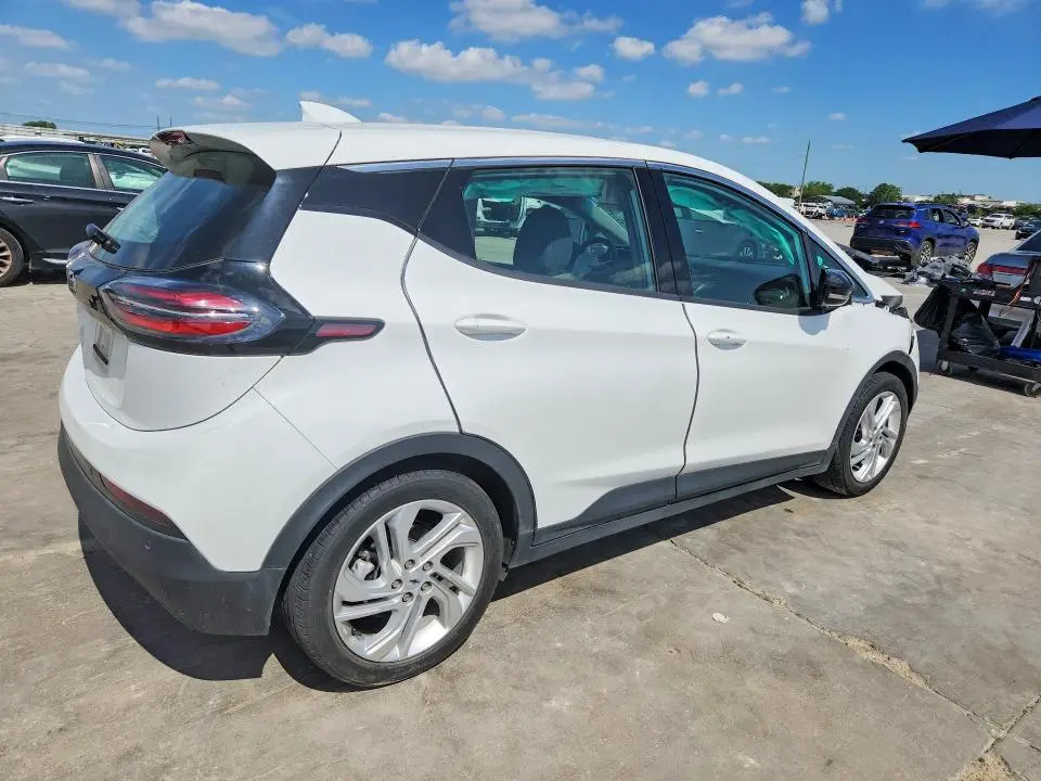 2023 CHEVROLET BOLT EV 1LT  