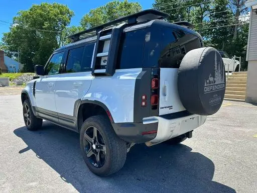 2022 LAND ROVER DEFENDER 110 SE  
