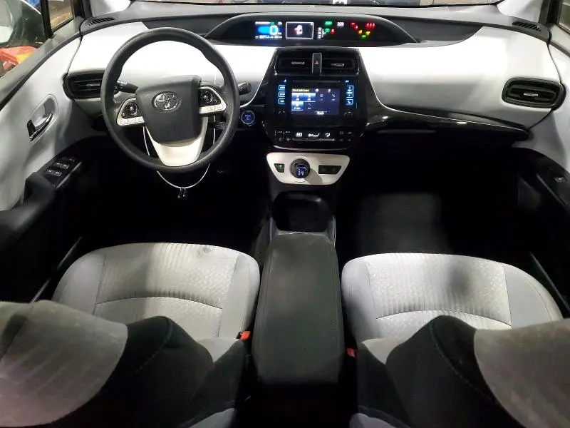 2018 TOYOTA PRIUS   