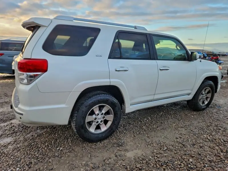 2013 TOYOTA 4RUNNER SR5  