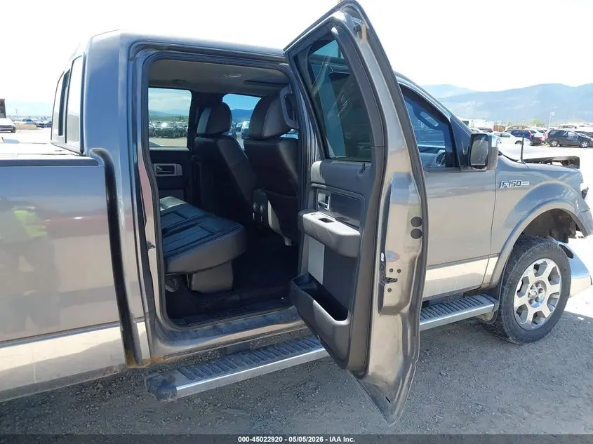 2011 FORD F-150 LARIAT