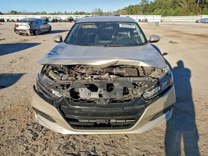 2018 HONDA ACCORD LX  