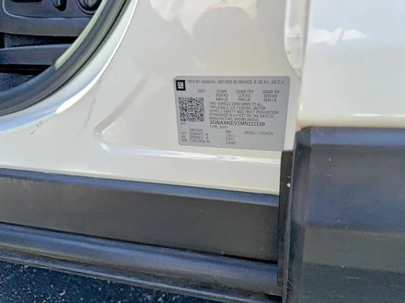 2021 CHEVROLET EQUINOX LT  