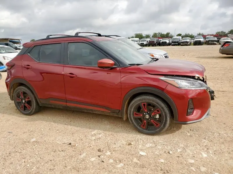 2021 NISSAN KICKS SR  