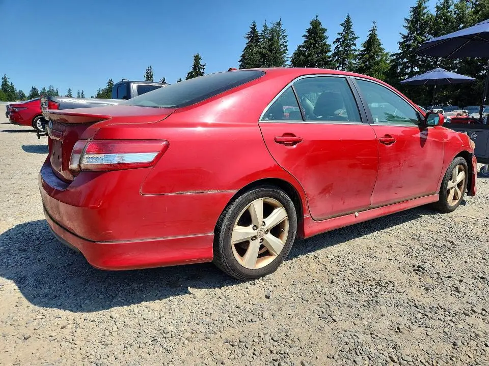 2010 TOYOTA CAMRY SE  
