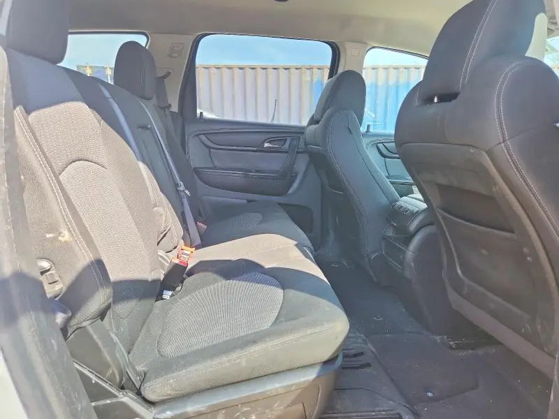 2013 CHEVROLET TRAVERSE LT  