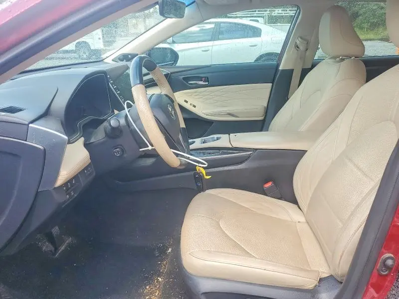 2020 TOYOTA AVALON LIMITED  