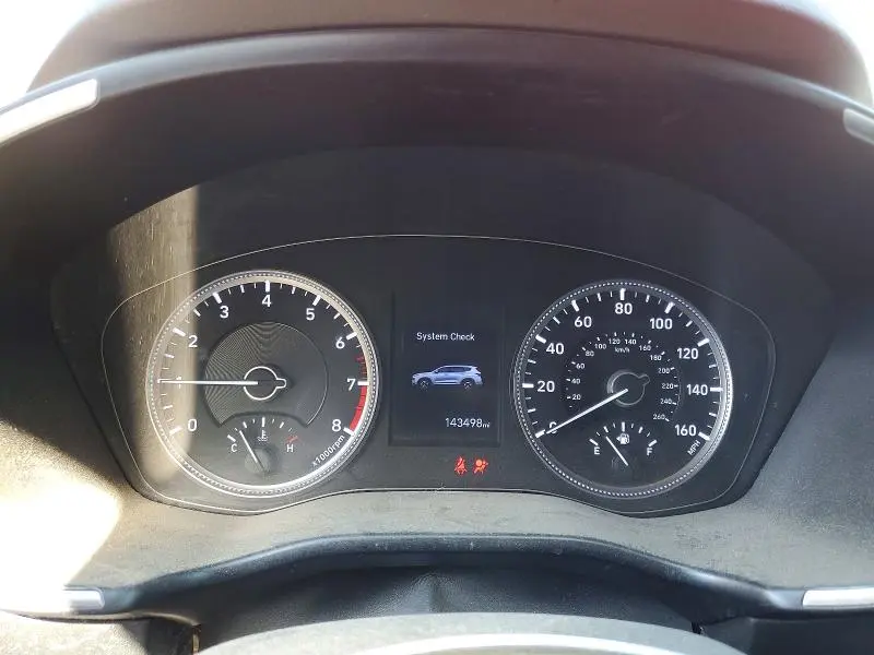 2019 HYUNDAI SANTA FE SE  