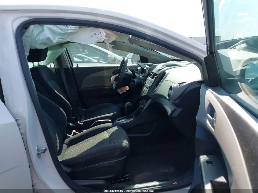 2014 CHEVROLET SONIC LT AUTO