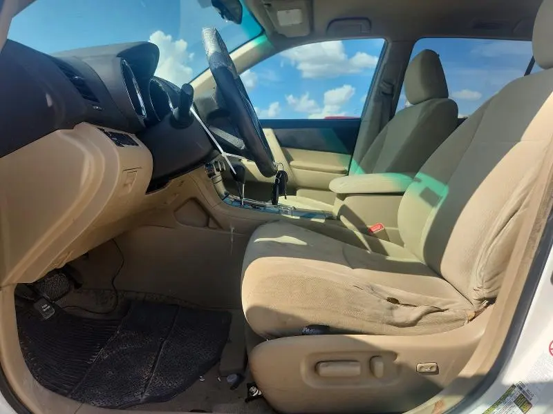 2010 TOYOTA HIGHLANDER BASE  