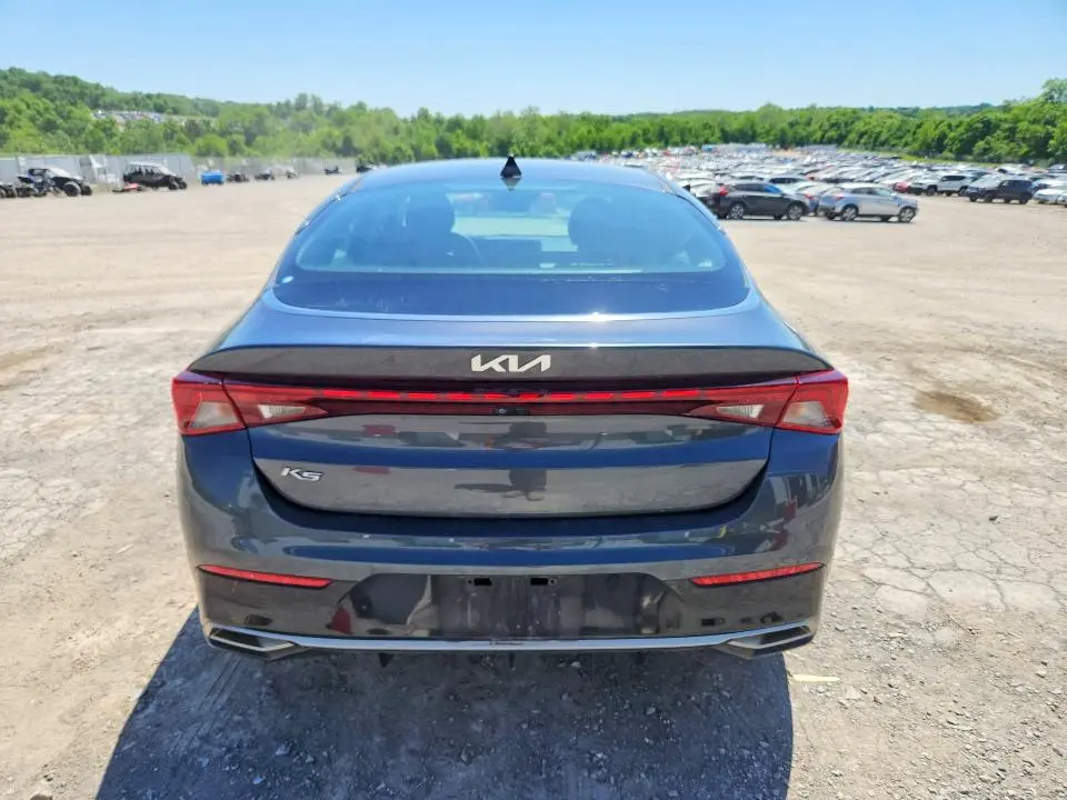 2022 KIA K5 LXS  