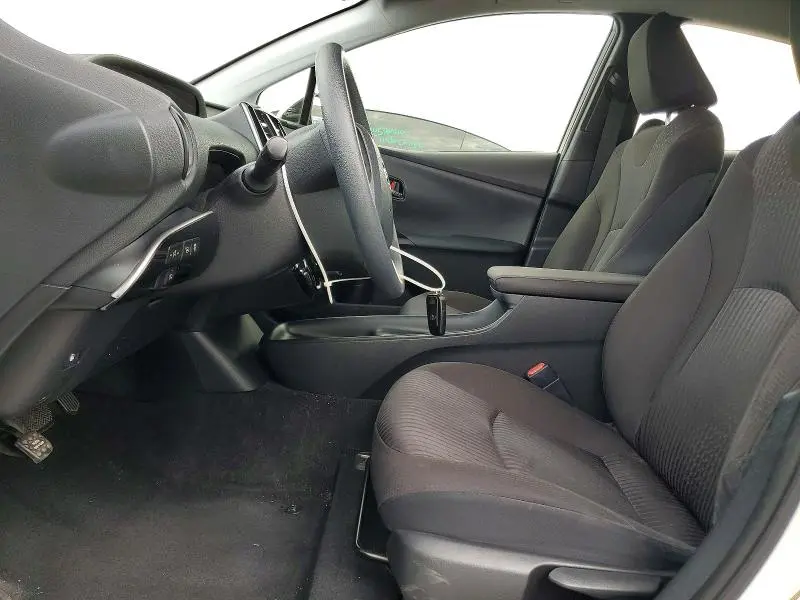 2017 TOYOTA PRIUS TWO  