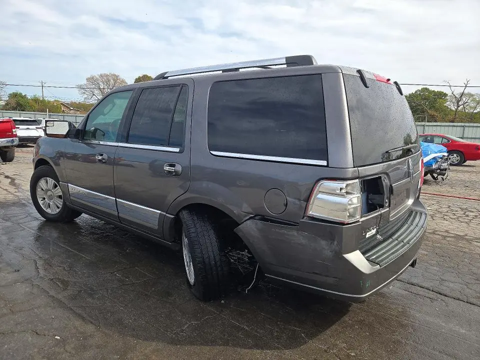 2012 LINCOLN NAVIGATOR   