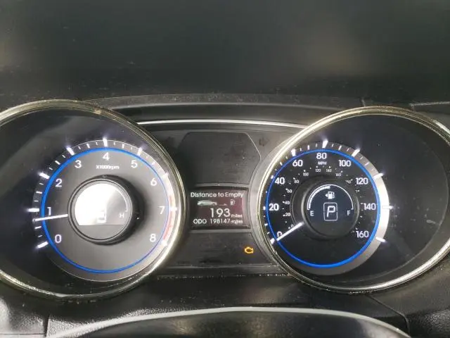 2013 HYUNDAI SONATA GLS  