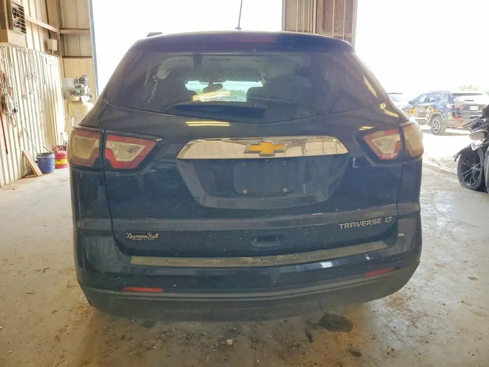 2015 CHEVROLET TRAVERSE LT  