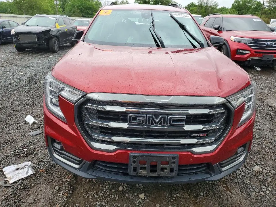 2022 GMC TERRAIN AT4  