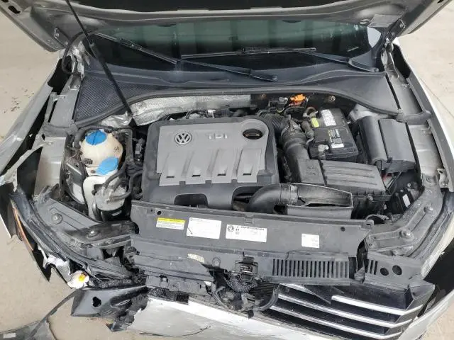 2013 VOLKSWAGEN PASSAT SEL  