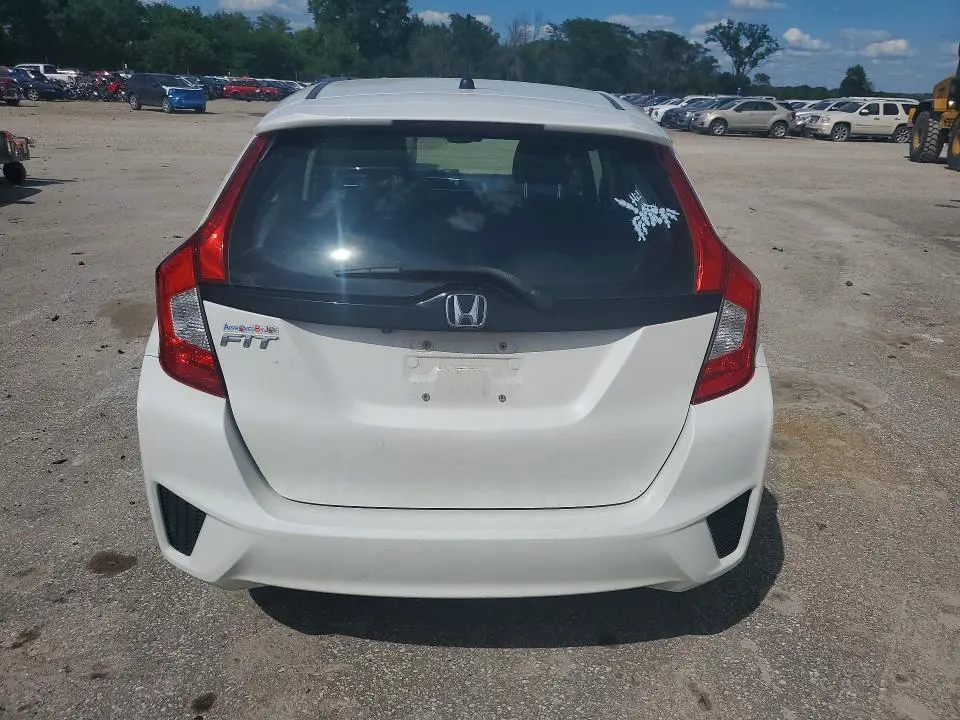 2017 HONDA FIT LX  
