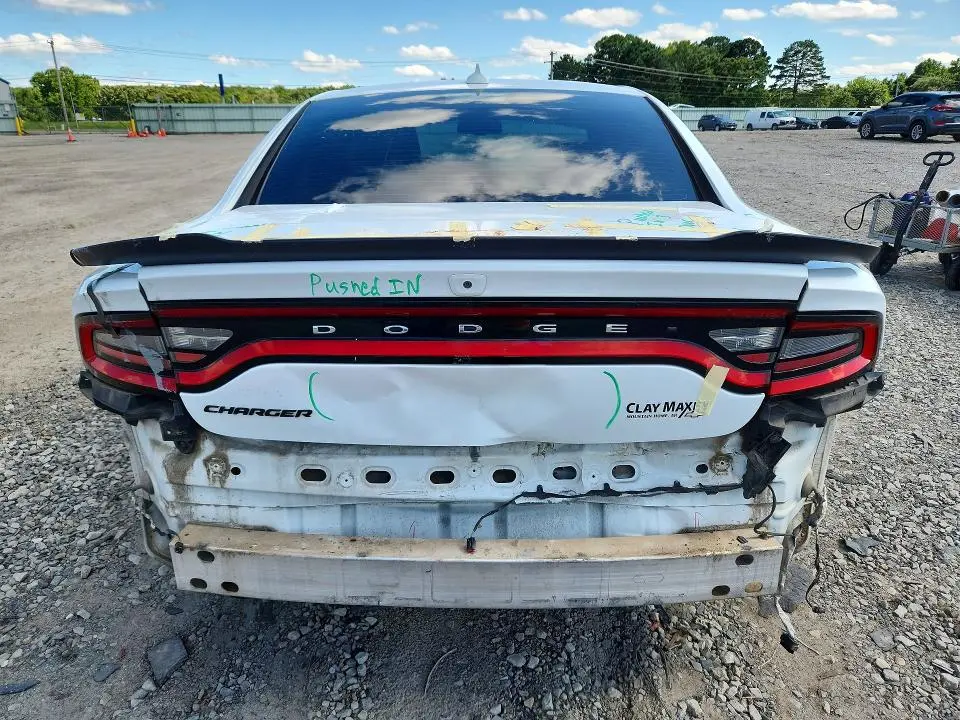 2016 DODGE CHARGER SXT  