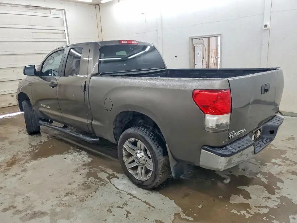 2010 TOYOTA TUNDRA DOUBLE CAB SR5  