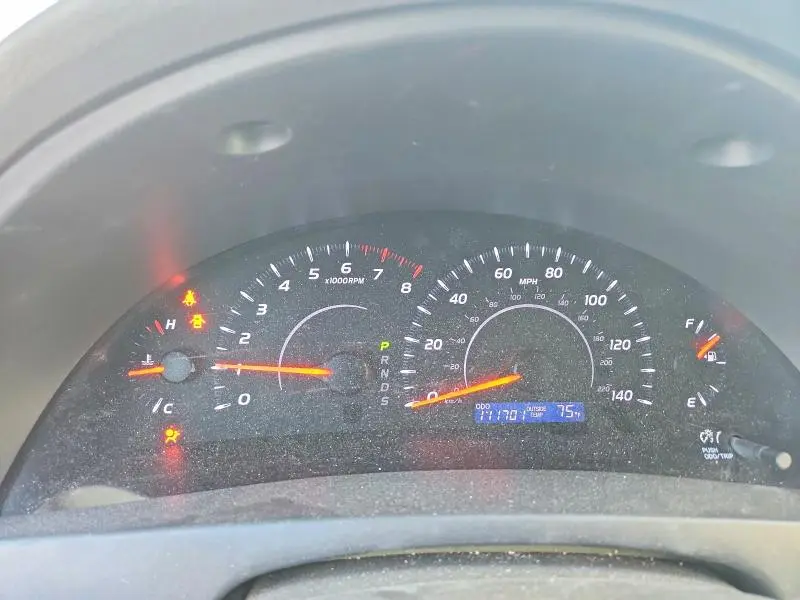 2011 TOYOTA CAMRY LE  