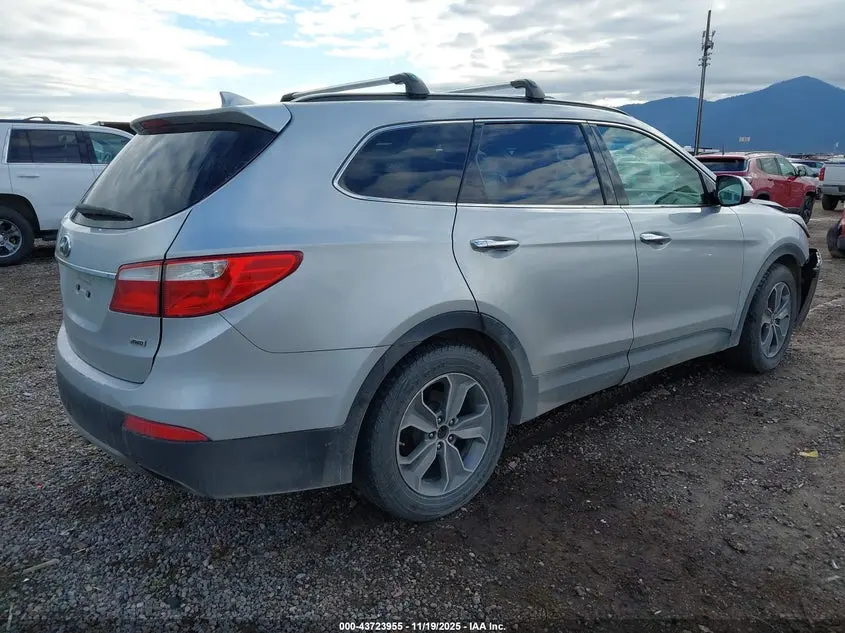 2016 HYUNDAI SANTA FE SE