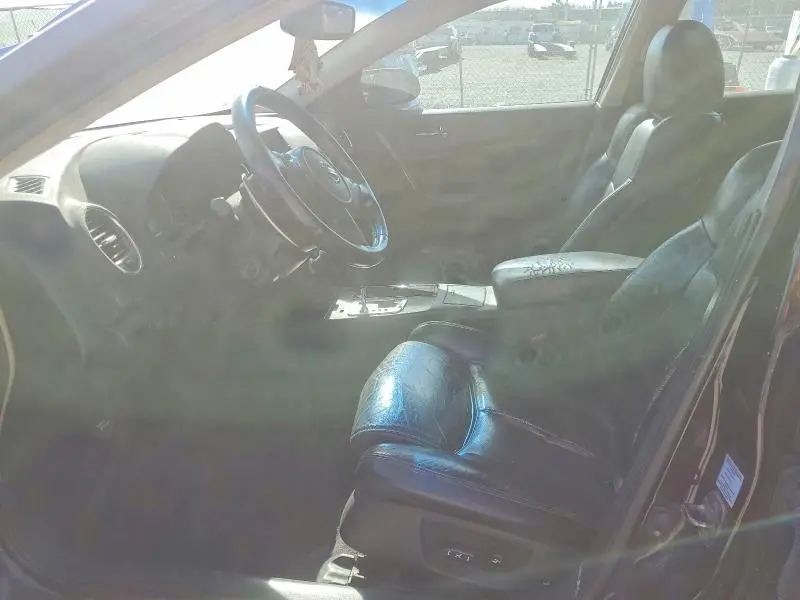 2010 NISSAN MAXIMA S  