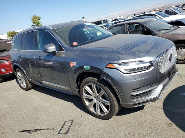 2017 VOLVO XC90 T8