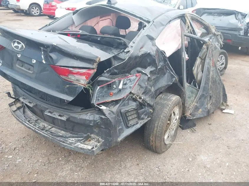 2018 HYUNDAI ELANTRA SE
