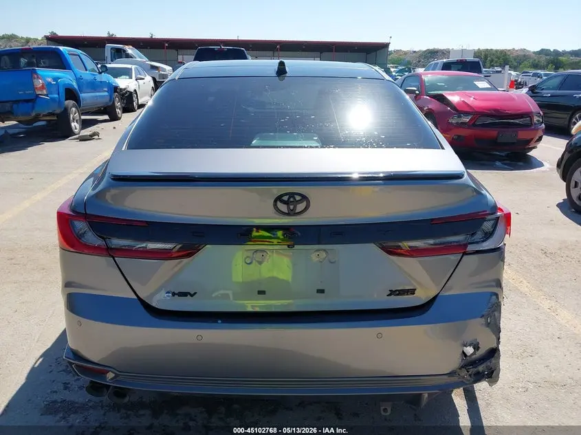 2025 TOYOTA CAMRY XSE