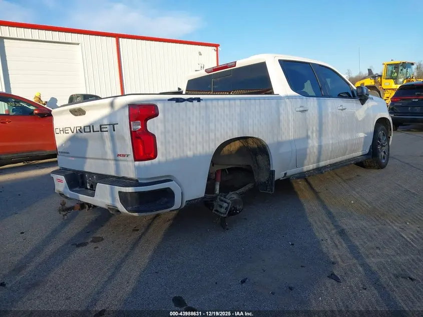 2024 CHEVROLET SILVERADO 1500 4WD  SHORT BED RST