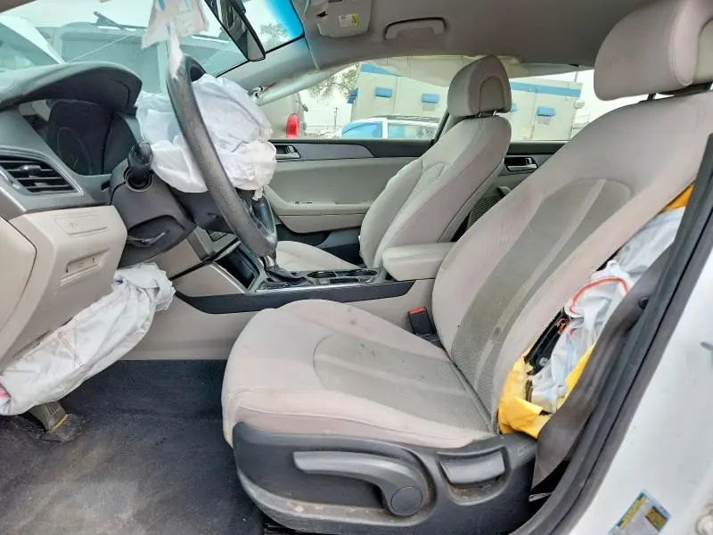 2017 HYUNDAI SONATA SE  