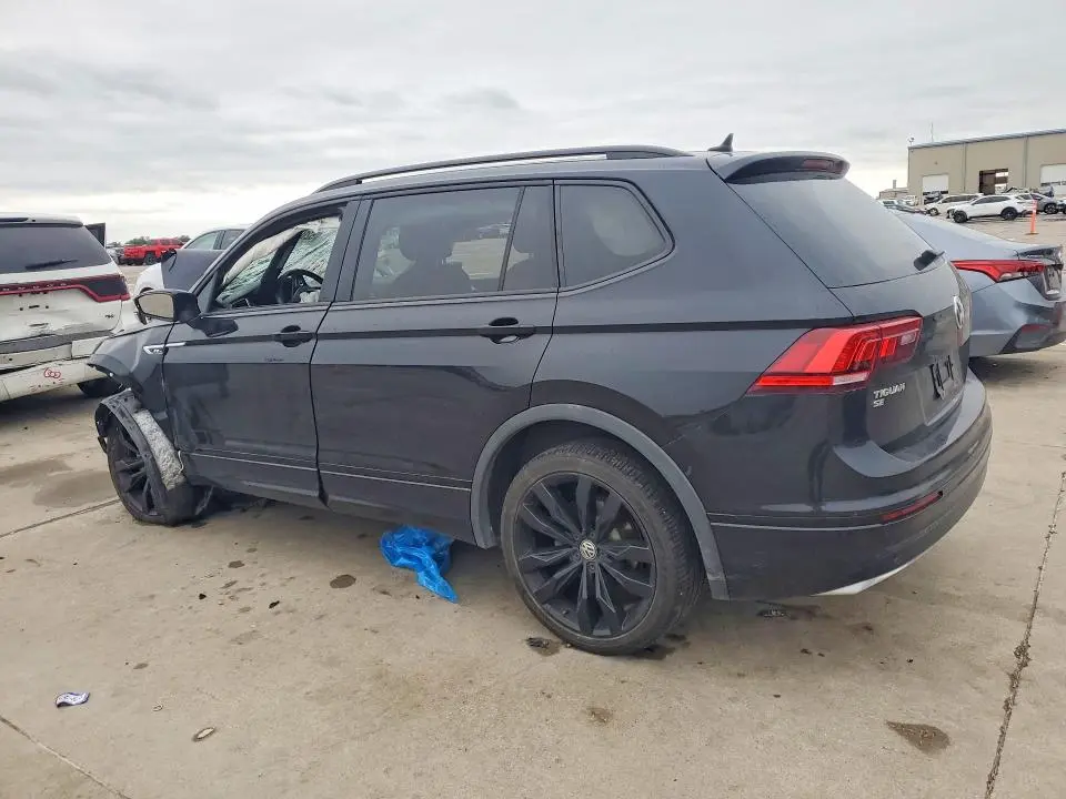 2021 VOLKSWAGEN TIGUAN SE  