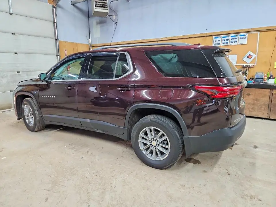 2022 CHEVROLET TRAVERSE LT  
