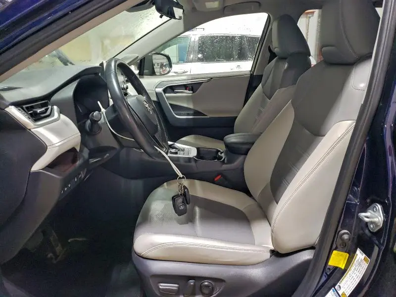 2020 TOYOTA RAV4 LIMITED  